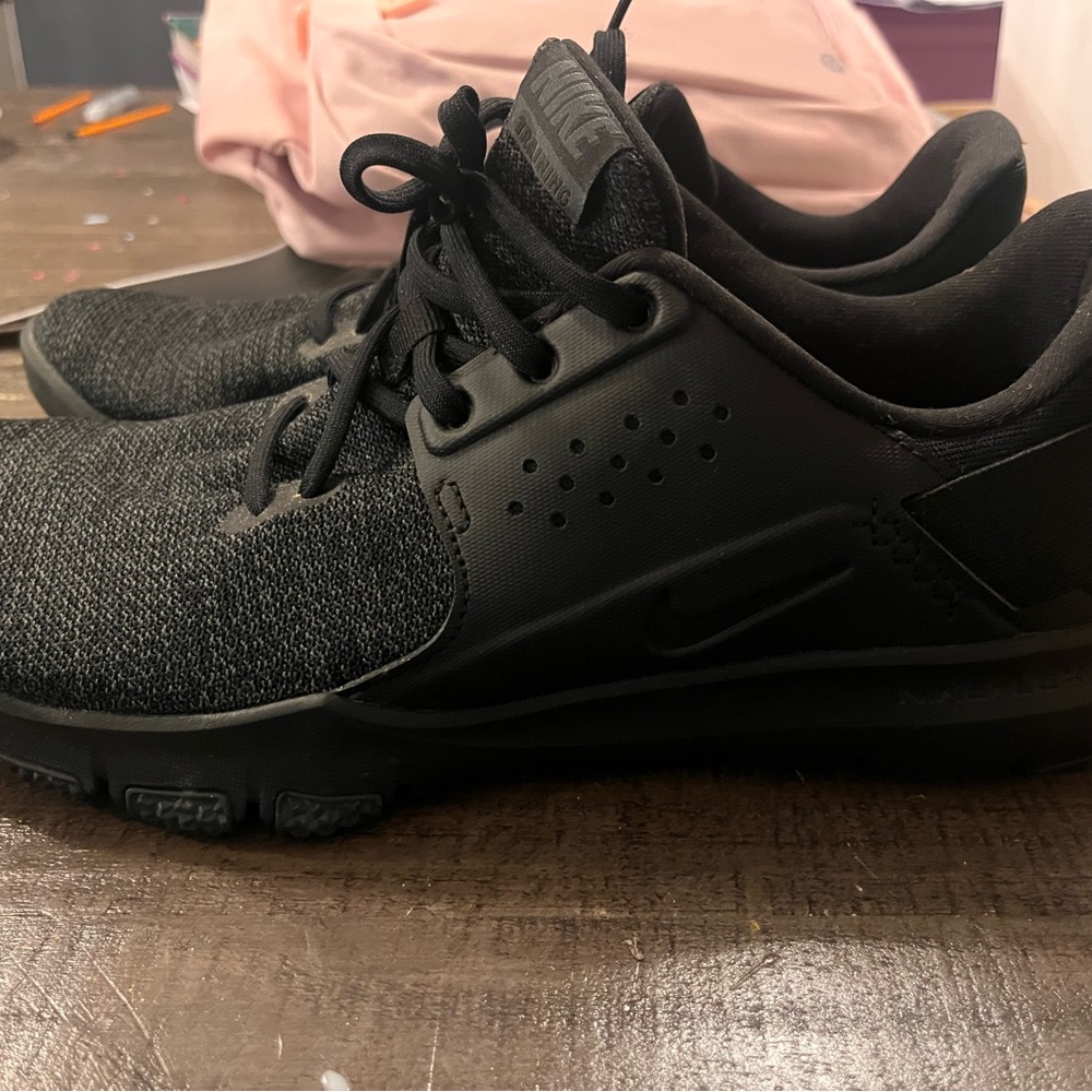 Men’s Nike size 10